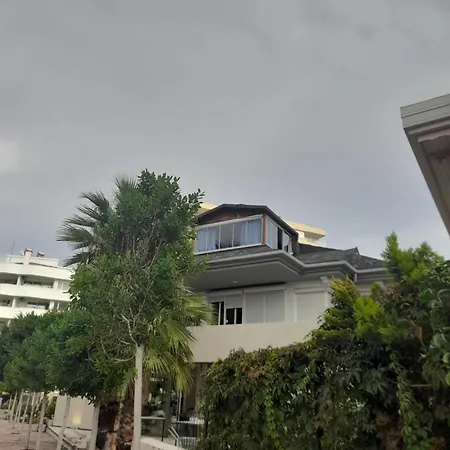 Apartment Close To The Sea In The Of *