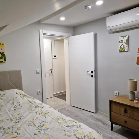 Appartement Close To The Sea In The Of