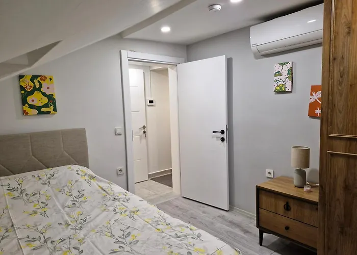Apartment Close To The Sea In The Of